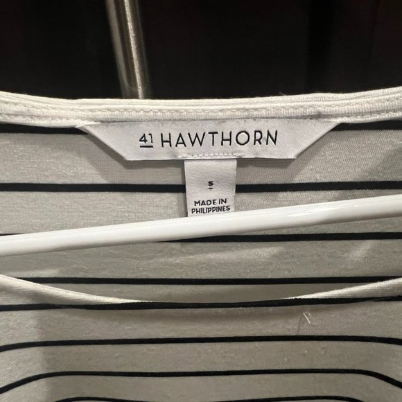 41 Hawthorn White with black stripes top - Picture 3 of 5